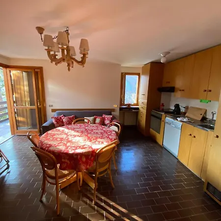 Terrazza Brengaz 公寓